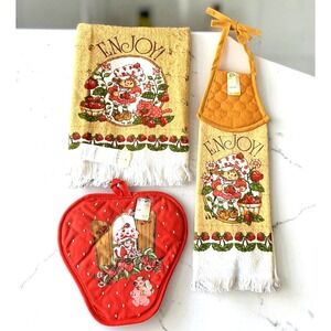Vtg 1980's Strawberry Shortcake Dish Towel, Pot Holder, Refrigerator Towel  NWT